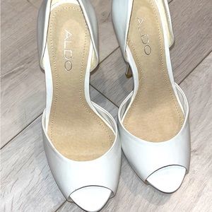 ALDO white pumps heels 35